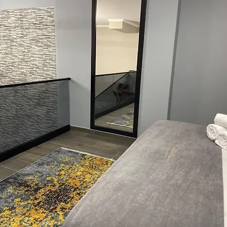 Apartament Modern Duplex 207 Near American Embassy Tirana