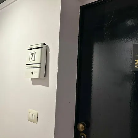 Modern Duplex 207 Near American Embassy Apartament *