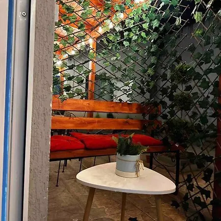 Modern Duplex 207 Near American Embassy Apartament *